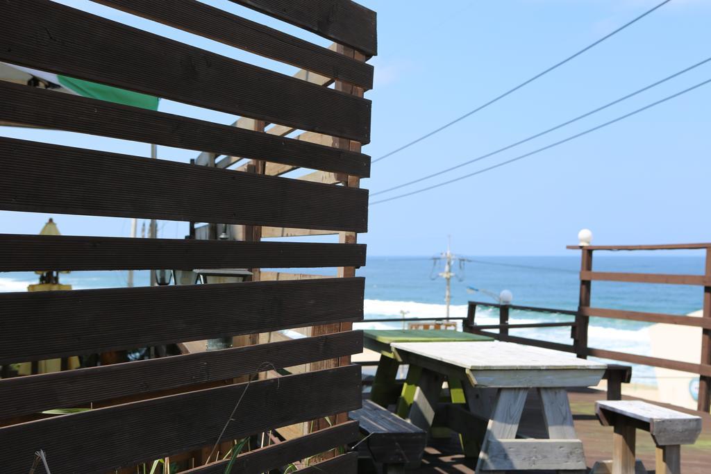 Gangneung Sea View Pension Экстерьер фото