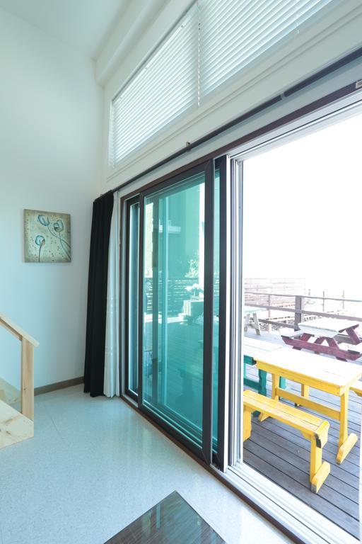 Gangneung Sea View Pension Экстерьер фото